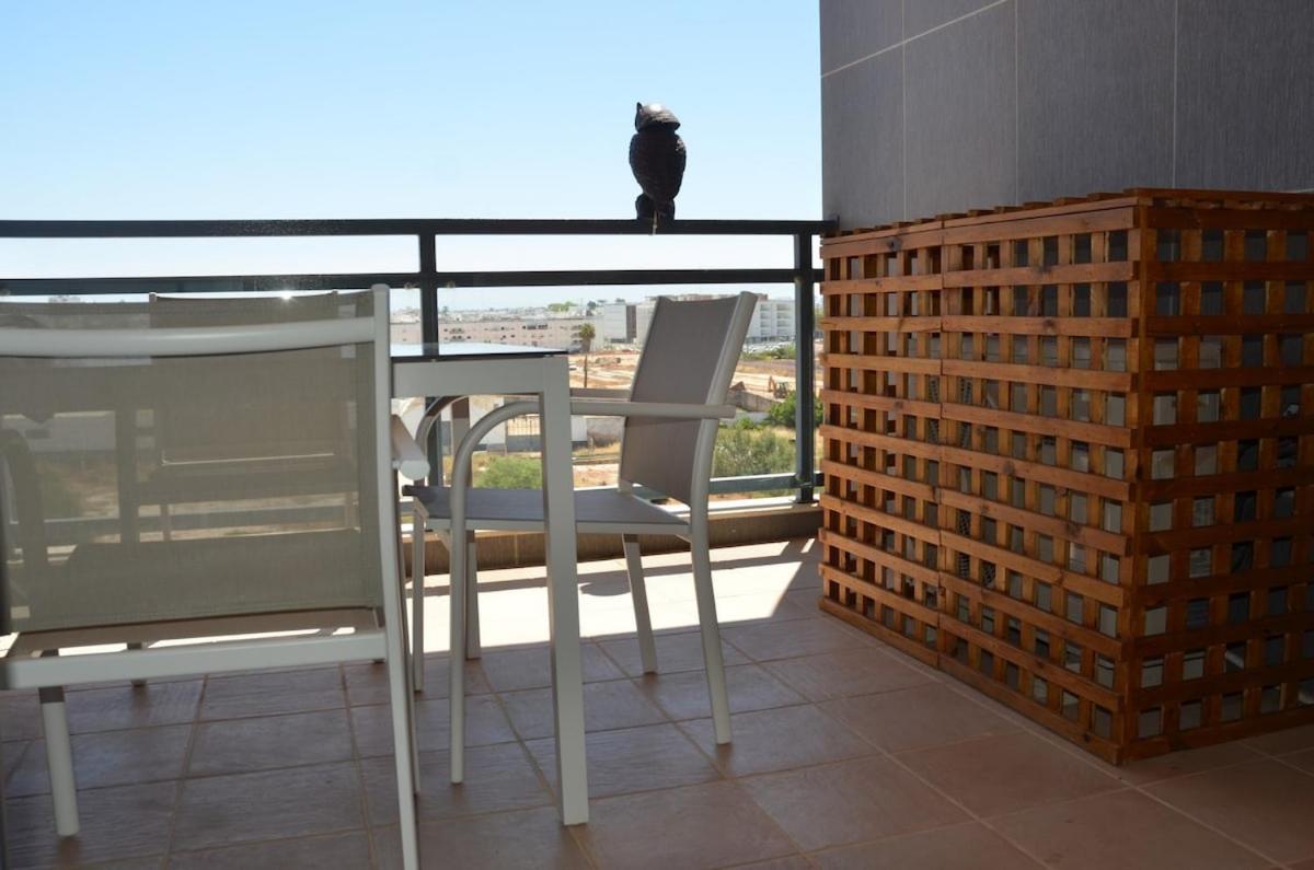 Algarve T2 Apartment With Pool And Balcony In Olhão Eksteriør bilde