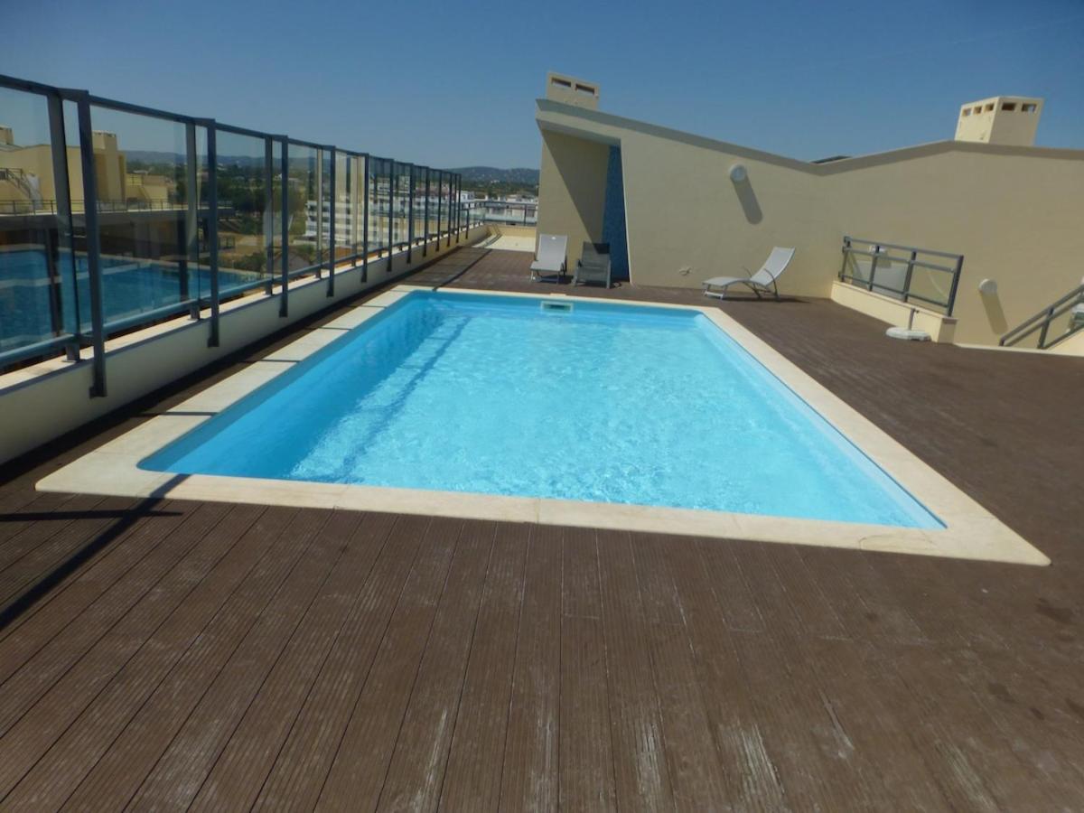 Algarve T2 Apartment With Pool And Balcony In Olhão Eksteriør bilde
