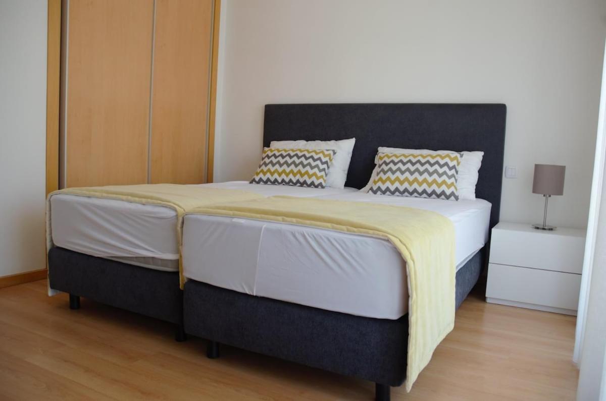Algarve T2 Apartment With Pool And Balcony In Olhão Eksteriør bilde