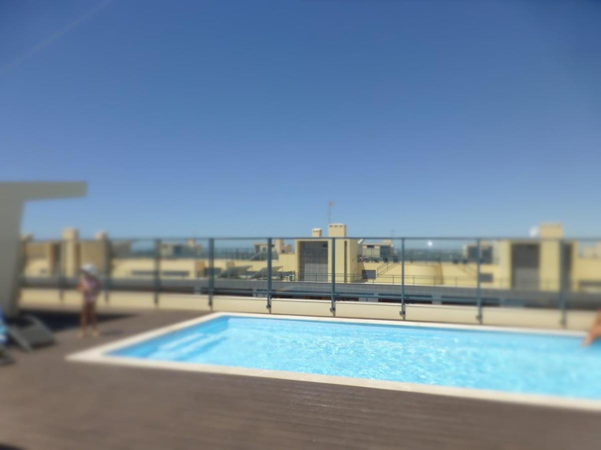 Algarve T2 Apartment With Pool And Balcony In Olhão Eksteriør bilde